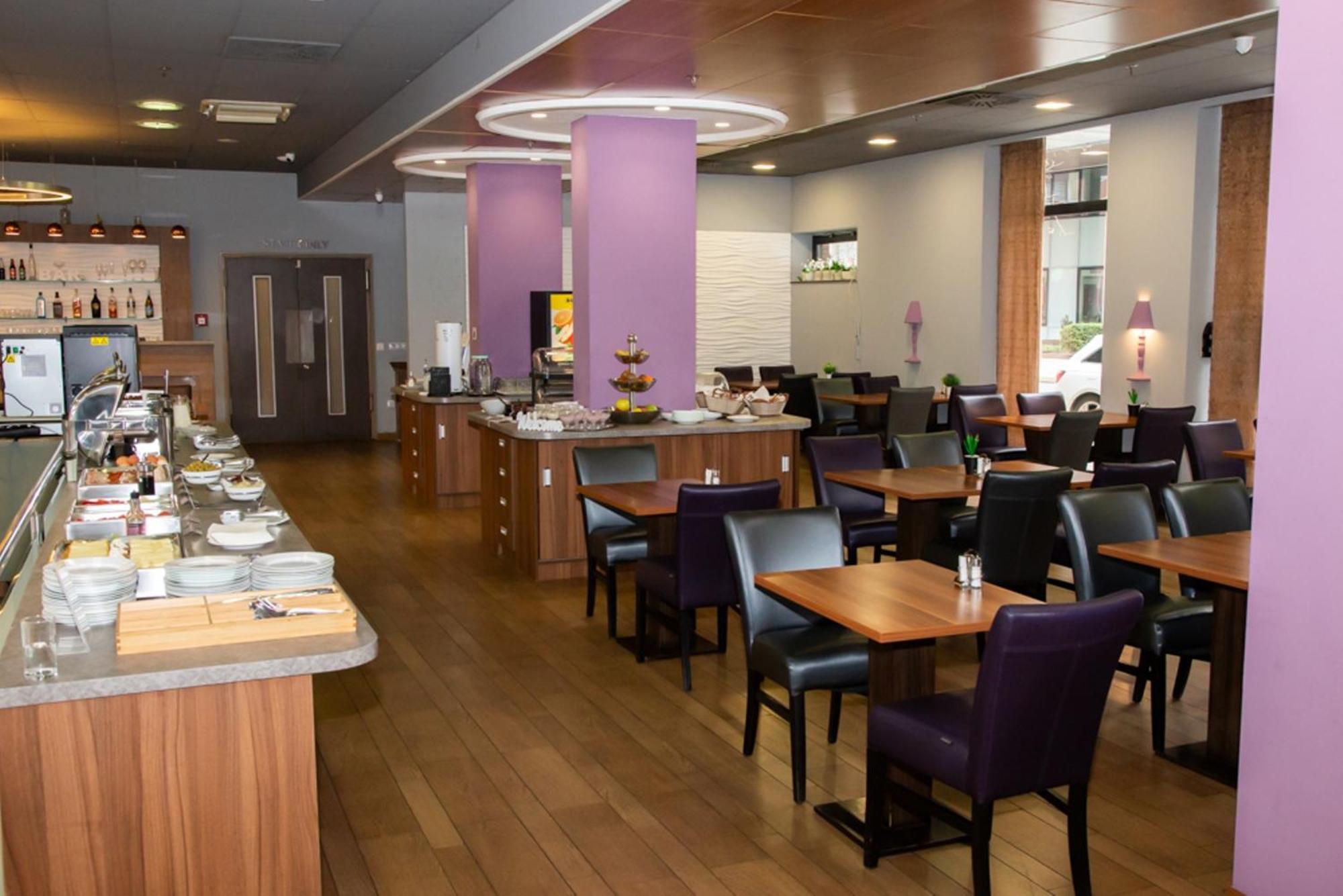 Hotel Regnum